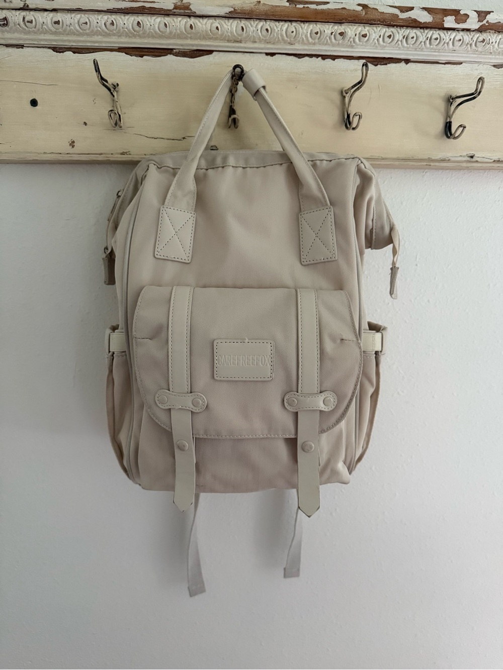 CAREFREEFOX Beige Diaper Bag